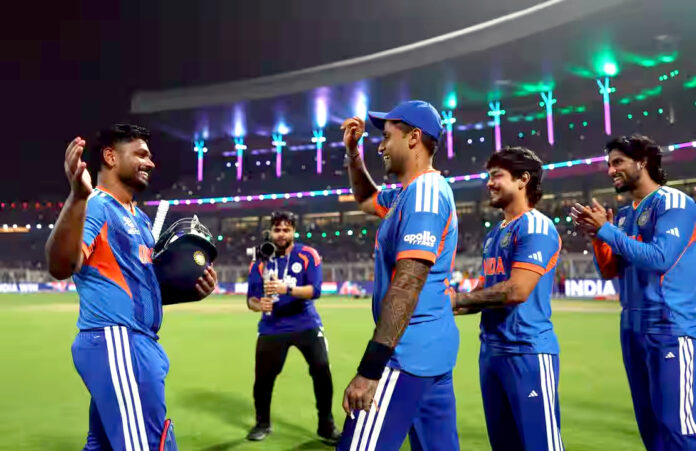 సెమీస్‌లోకి టీమిండియా