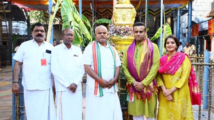 శివయ్య సేవలో ప్రముఖులు