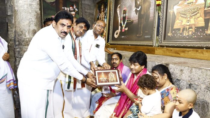 శివయ్య సేవలో ప్రముఖులు 